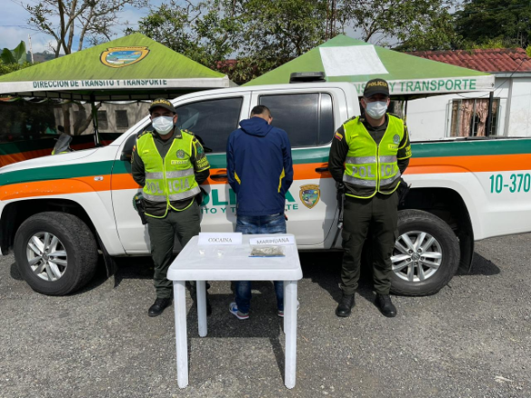 Un hombre fue capturado por portar sustancias estupefacientes