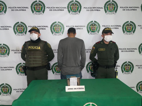  Capturamos a “Jorge” de 45 años por el delito de fabricación, tráfico, porte o tenencia de armas de fuego