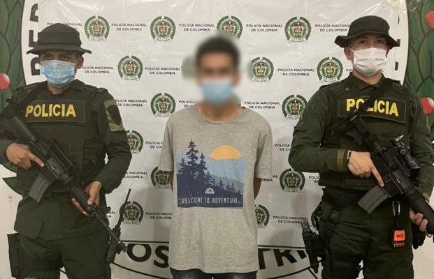 Capturado_un_sujeto_que_disparó_en_contra_de_policías_en_puerto_olaya_1