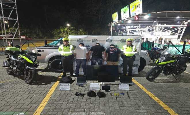 Tres personas capturadas por receptación, recuperación de mercancía e inmovilización de vehículo