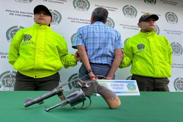 Arma de fuego incautada 