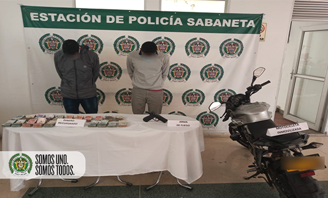Personas capturadas en Sabaneta tras hurtar 24 millones de pesos