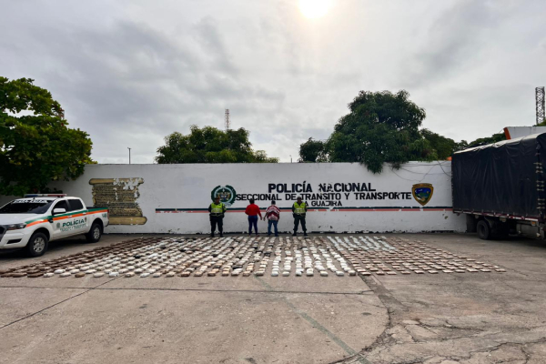 Capturan a una pareja en Riohacha con 756 kilos de marihuana