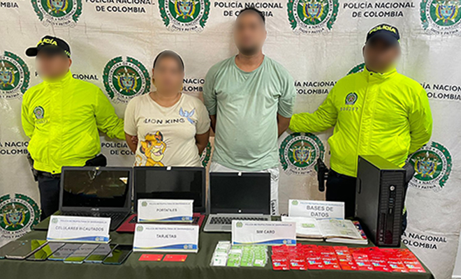 La pareja capturada se dedicaba a la suplantación de sitios web.