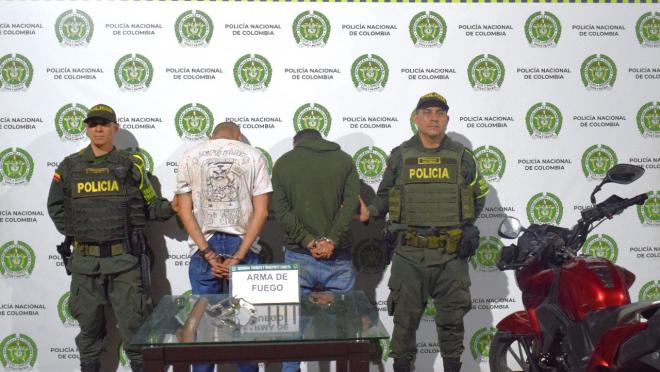 En Florencia fueron capturados dos hombres armados y en motocicleta  