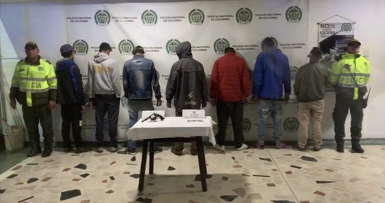 20 Capturados, entre ellos dos adolescentes aprehendidos