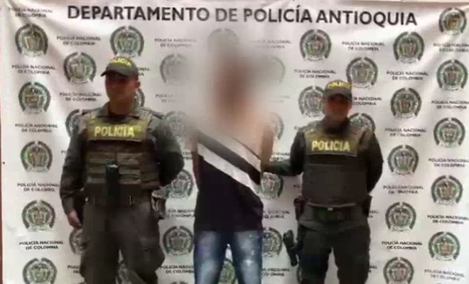 Ambos capturados fueron puestos a disposición de la Fiscalía para continuar con los procedimientos judiciales.