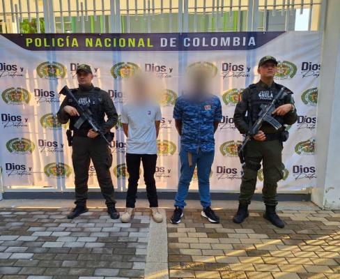 GAULA de la Policía en el Meta capturó a cuatro personas, momentos en el que recibían un pago por extorsión