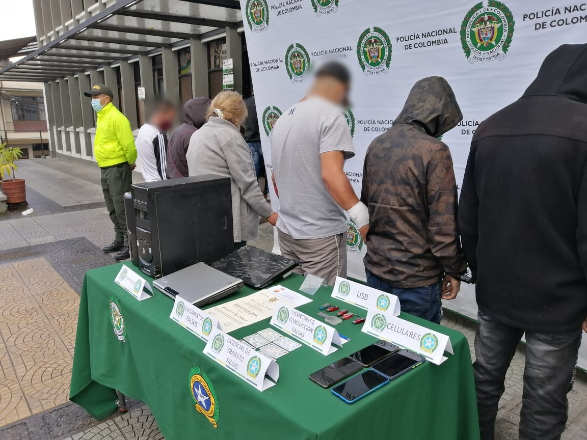 Mediante orden judicial capturamos a 11 personas en Manizales.  