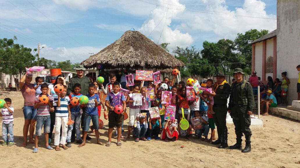 celebracion-navidad-santa-rita-remolino-uniret-demag