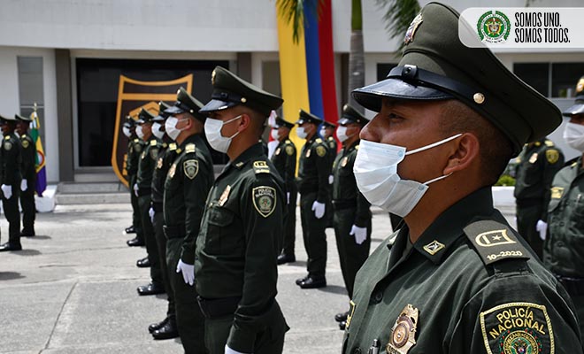 La Escuela Simón Bolívar gradúa, 192 nuevos policías