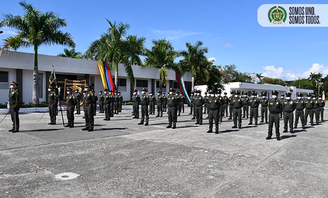 La Escuela Simón Bolívar gradúa, 192 nuevos policías