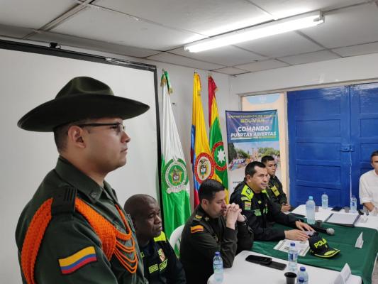 'Comando puertas abiertas'