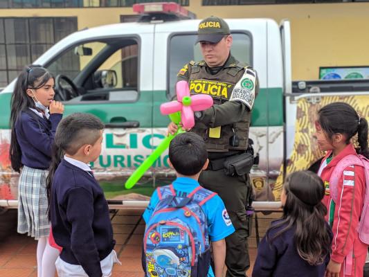 Protegen la niñez y la juventud