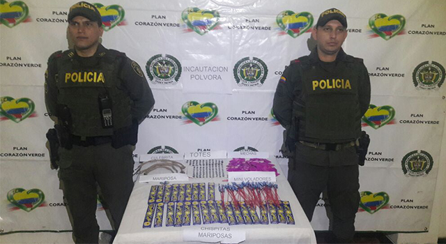 comerciantes-entregan-polvora-policia-meta