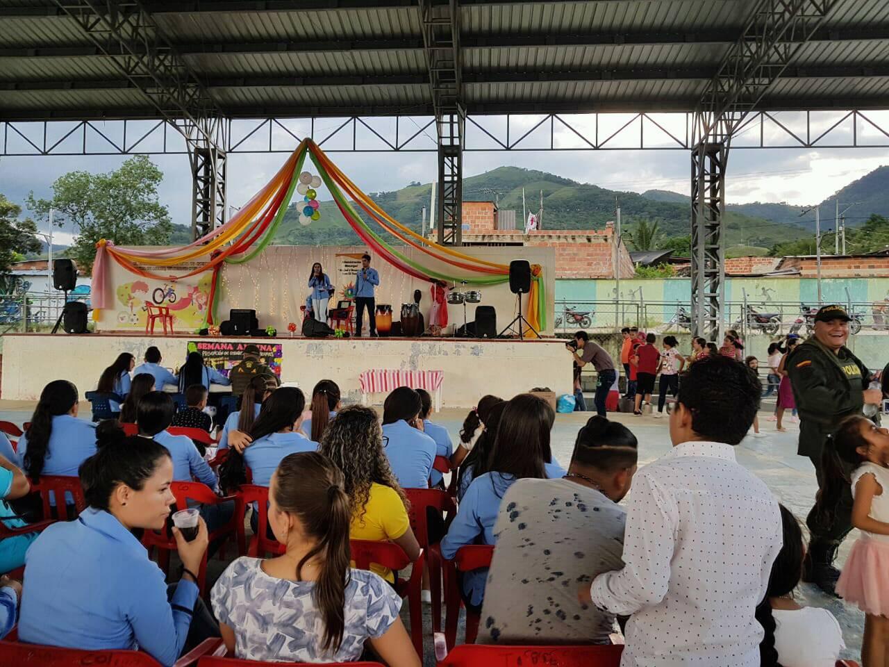 concurso-de-canto-en-el-tarra1