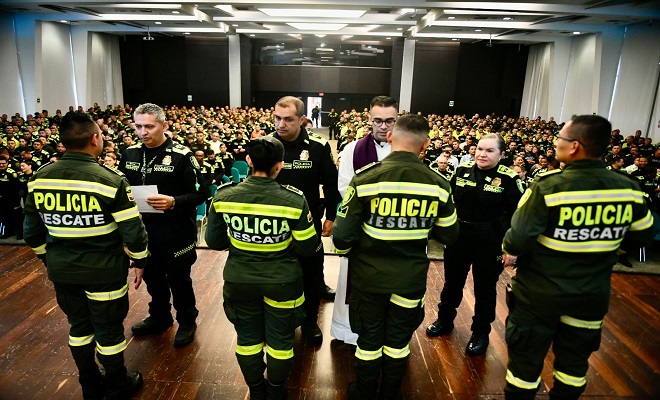 Condecorados uniformados de Ponalsar