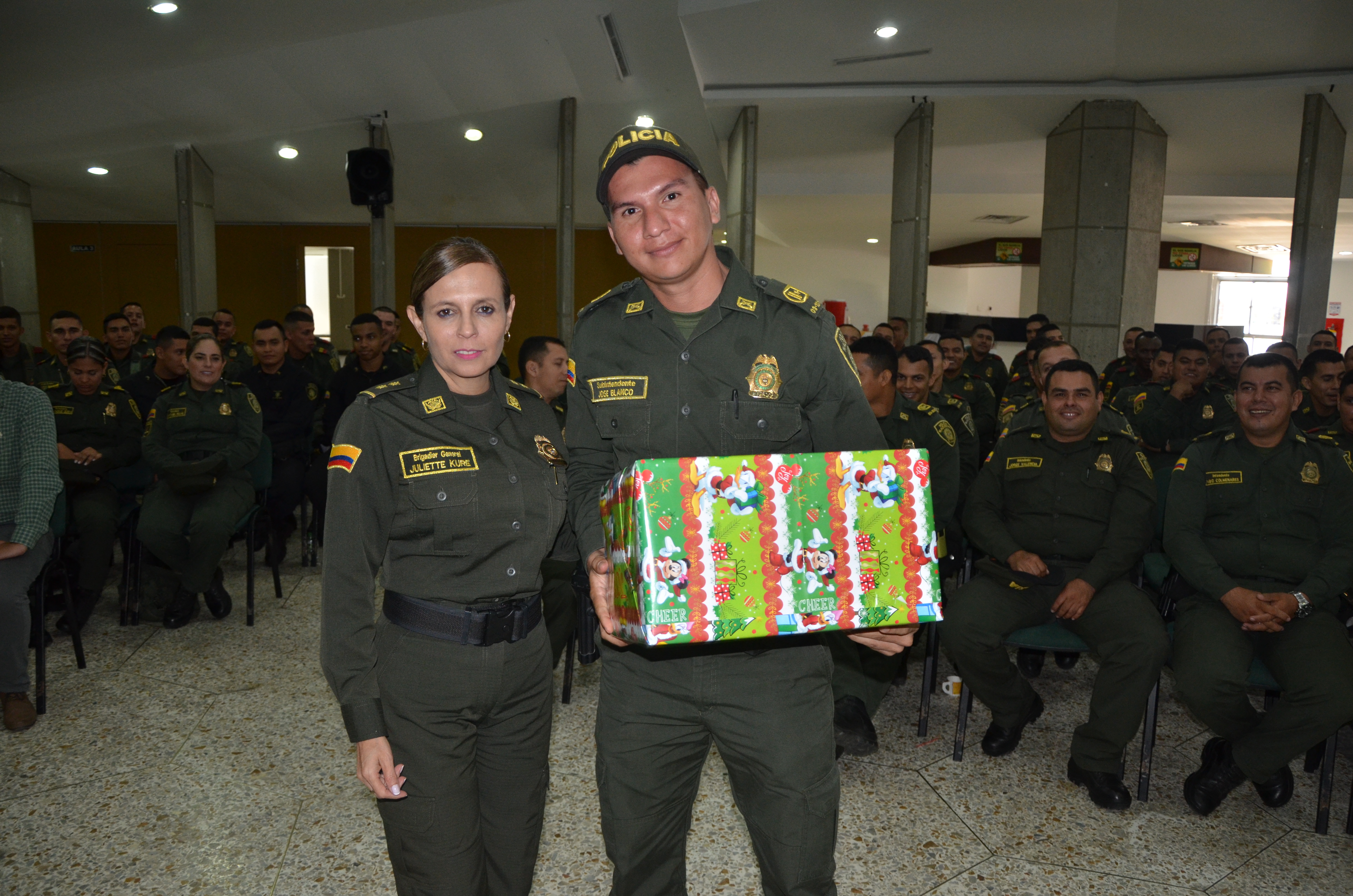 Brigadier General Juliette Giomar Kure Parra, Directora de Incorporación, transmite saludo institucional de navidad y año nuevo.