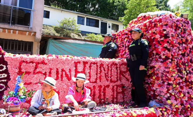 Carroza denominada tradición y folclor