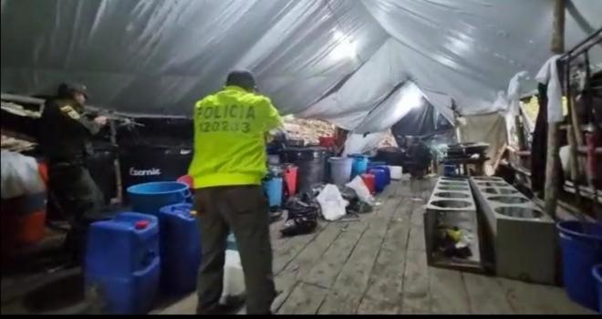 En el sur oriente de Boyacá destruimos laboratorio para el procesamiento de clorhidrato de cocaína