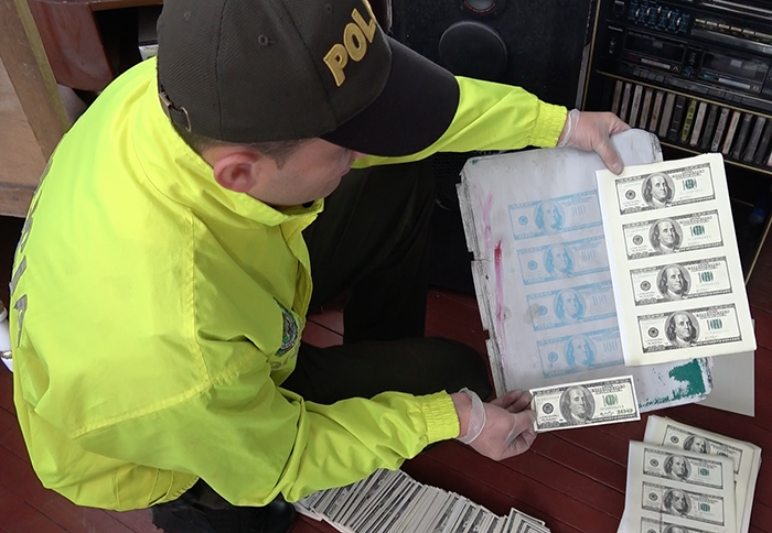 Cayeron los ‘litógrafos’, falsificaban pesos, dólares y euros