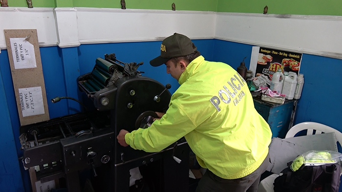 Cayeron los ‘litógrafos’, falsificaban pesos, dólares y euros