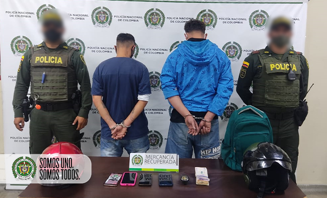 dos capturados por hurto en Itagüí