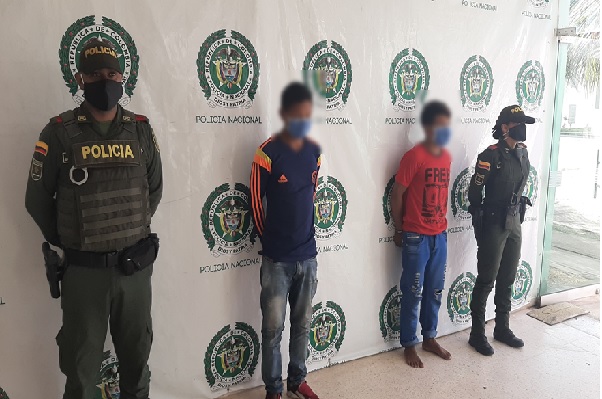 Recuperación de motocicleta y dos capturas 