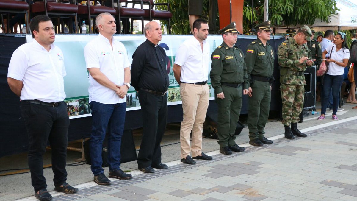 En el acto institucional participaron autoridades político–administrativas, departamentales, municipales, fuerzas militares, fiscalía, autoridades eclesiásticas entre otros