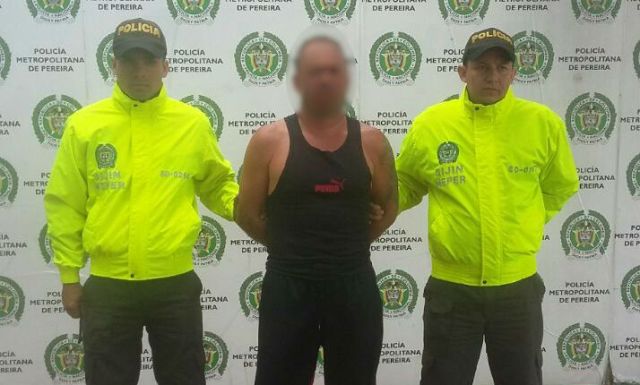 capturado-hombre-requerido-mediante-circular-roja