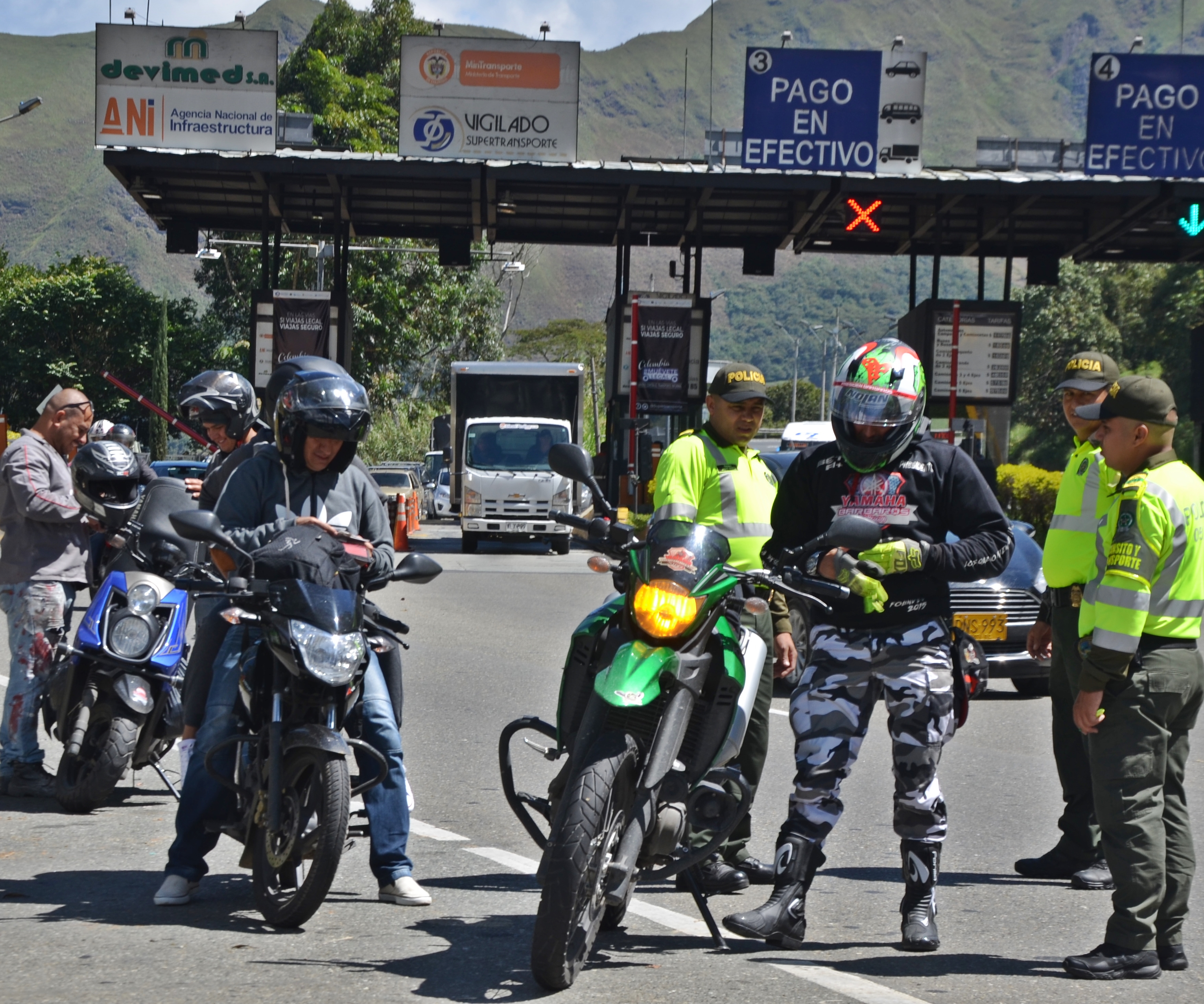 Continúan-los-planes-para-garantizar-la-movilidad-segura-en-este-puente-festivo-de-reyes-magos-1