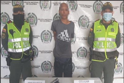 El-detenido-es-requerido-por-los-delitos-de-hurto-calificado-y-porte-ilegal-de-armas