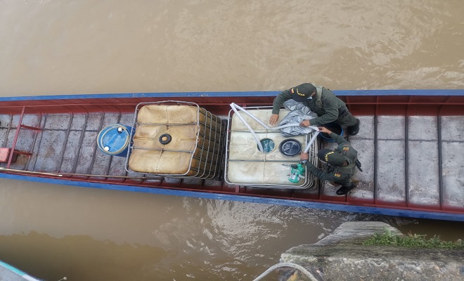 En acciones contra la minería ilegal incautamos 5.906 galones de ACPM