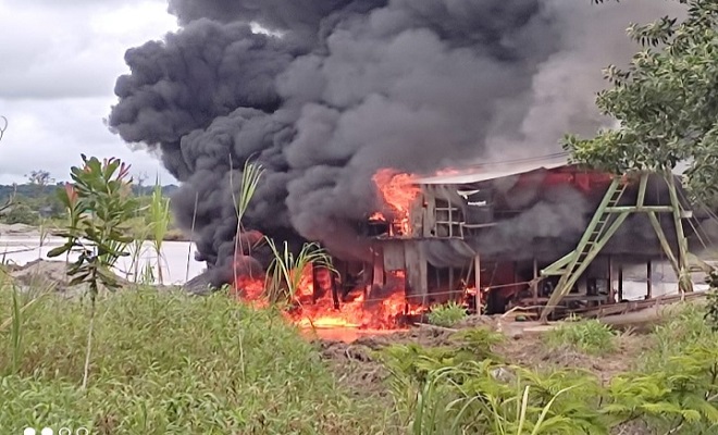 En el marco de la operación ‘castellano 25’ fueron inutilizadas maquinarias en el Cantón de San Pablo