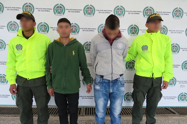 Capturados dos presuntos atracadores