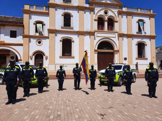 En Mompox comienza la renovación de la Policía Nacional.