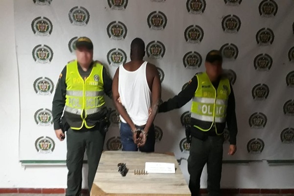 En-Quibdó-capturamos-un-ciudadano-por-porte-ilegal-de-arma-de-fuego. 