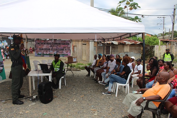 Realizamos-encuentro-comunitario-con-comunidad-del-barrio-Reposo.
