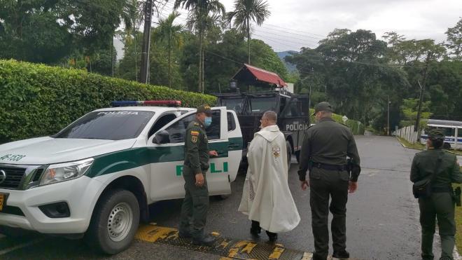 Engalanada-celebración-en-honor-a-la-Virgen-del-Carmen-3