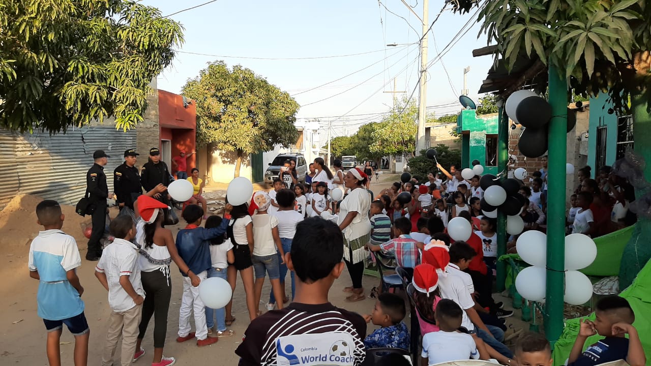 Actividades recreativas con niños de La Guajira 