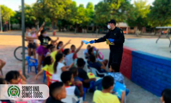 Incentivamos a los niños, niñas y adolescentes a adquirir el hábito de la lectura.