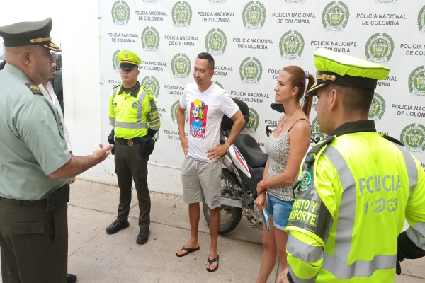 Recuperada una motocicleta que había sido hurtada a influencers en La Guajira