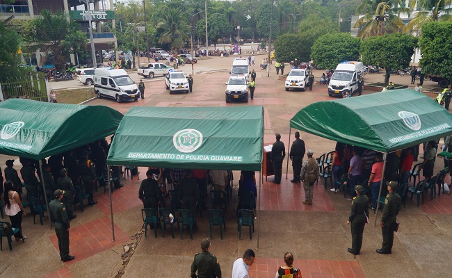 Estos vehículos que están destinados a fortalecer el parque automotor de las estaciones de policía de los municipios de San José de Guaviare, del Retorno y de Calamar.