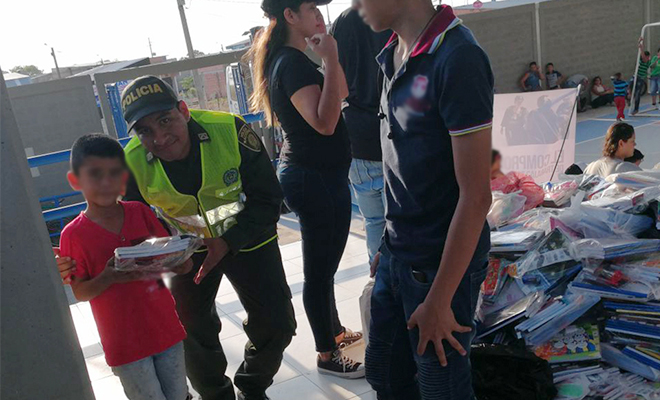 ‘Inspirados-en-usted’-la Policía Nacional-incentiva-la-educación-en-el-Meta