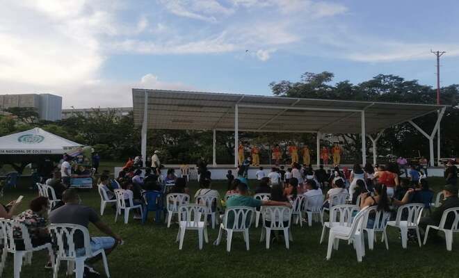 niños, niñas y adolescentes, disfrutando de las actividades lúdicas y recreativas