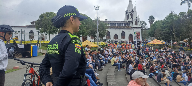 Acompañamiento a los diferentes eventos de la feria 