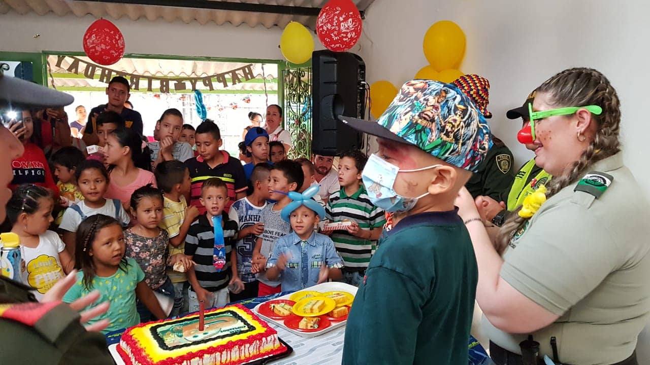 valle-del-cuaca-realizamos-actividad-con-el-niño-juan-jose-cartago