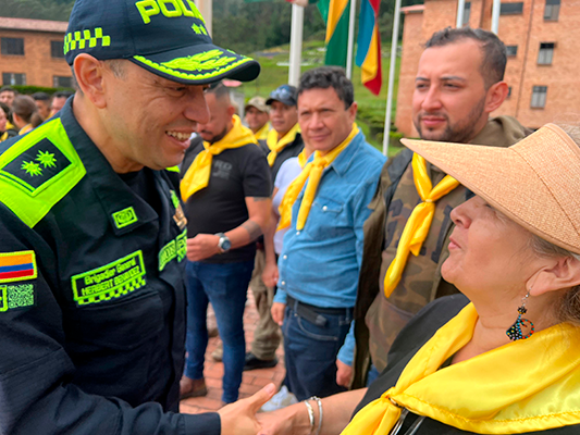 El señor brigadier general Herbert Luguiy Benavidez Valderrama preside “Carabineros por un día” para fortalecer vínculos con el sector empresarial