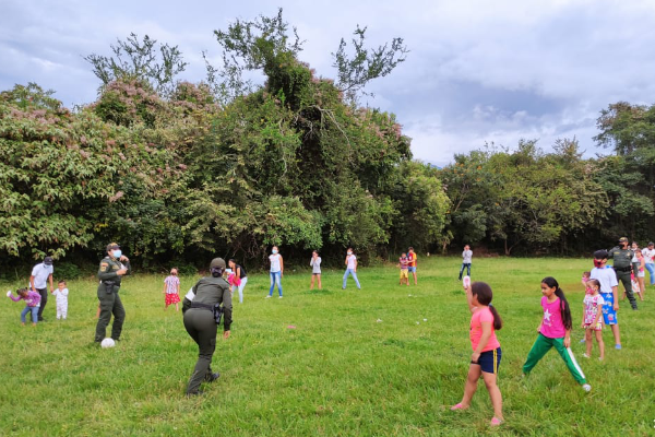 Juntos por el bienestar de nuestros niños, niñas y adolescentes