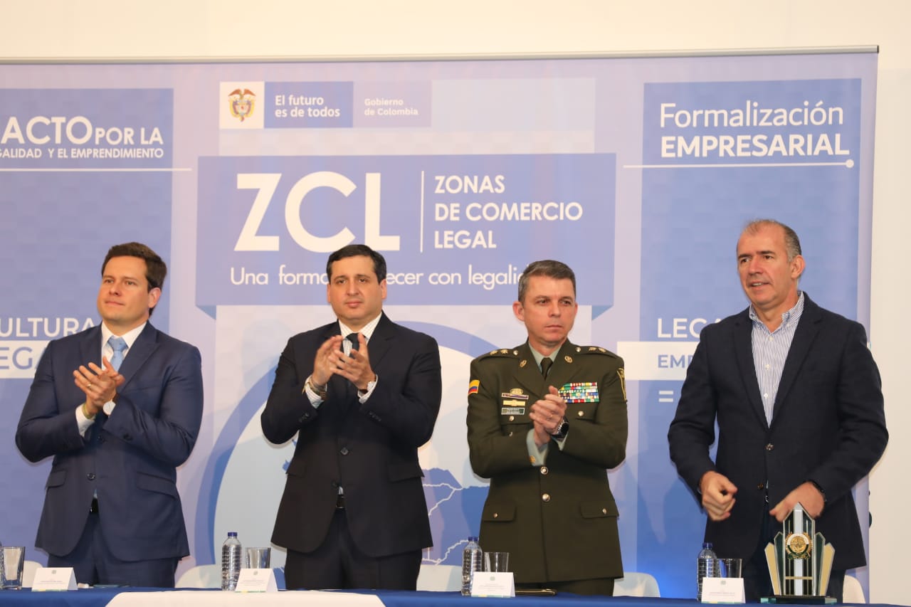 Clausura ZCL POLFA Bogota